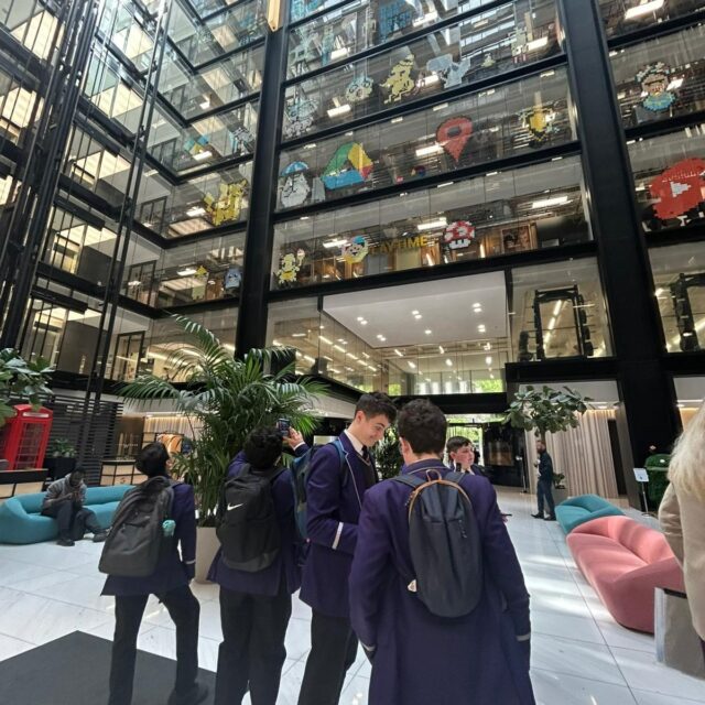 Our Coding Club have arrived at Google HQ! They're all signed in and ready to go! #StHildas #CodingClub #STEM #RaspberryPi #GoogleHQ #ProudSchool #FinalsDay #PAPiAwards26 @pa_consulting_global