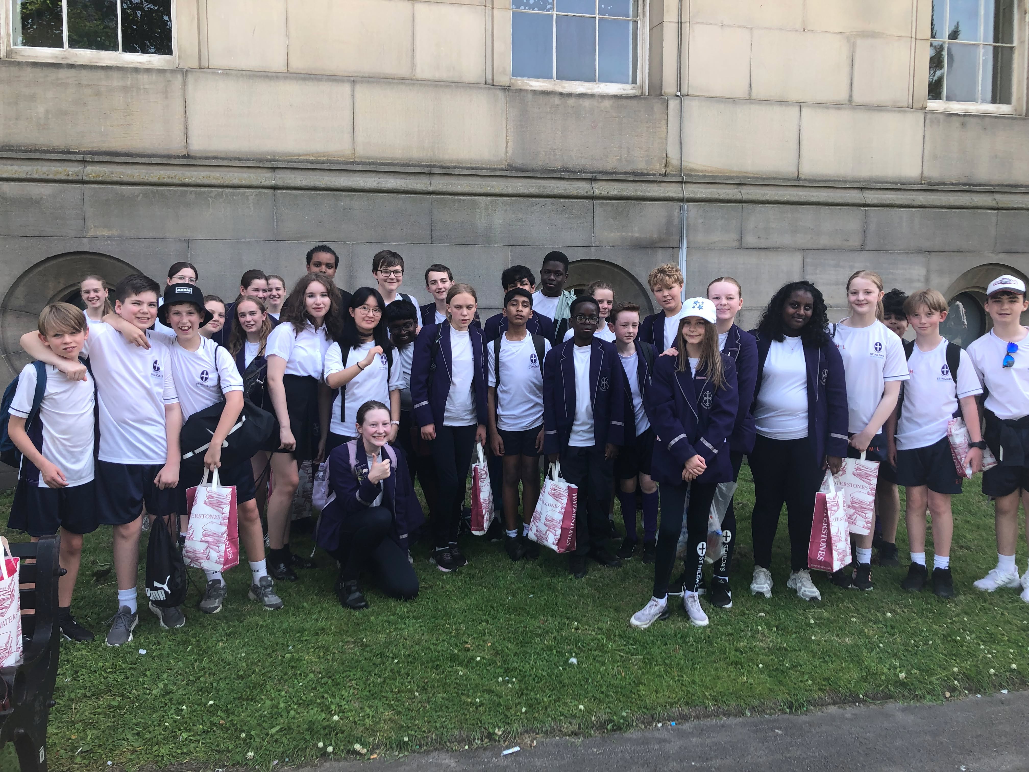 A lovely way to celebrate! 📚✨
The second group of our Book Club pupils enjoyed their well-deserved reward trip today, and we couldn’t be prouder. They received so many compliments on their excellent behaviour and fantastic manners throughout the visit.
A big thank you to Waterstones for such warm hospitality! 👏