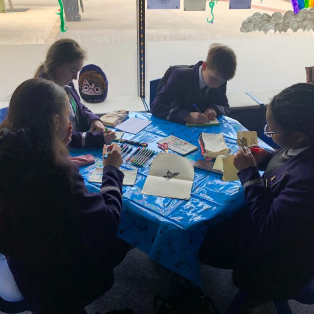 We had a lovely craft session on Friday in the Library. Year 11 chose to colour to help them stay calm during exam season. 
All year groups were invited to create and keep a pencil case using fabric markers. Check out our wonderful designs!